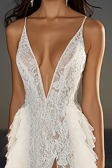 Robe de mariée à volants en dentelle de tulle à volants avec fente